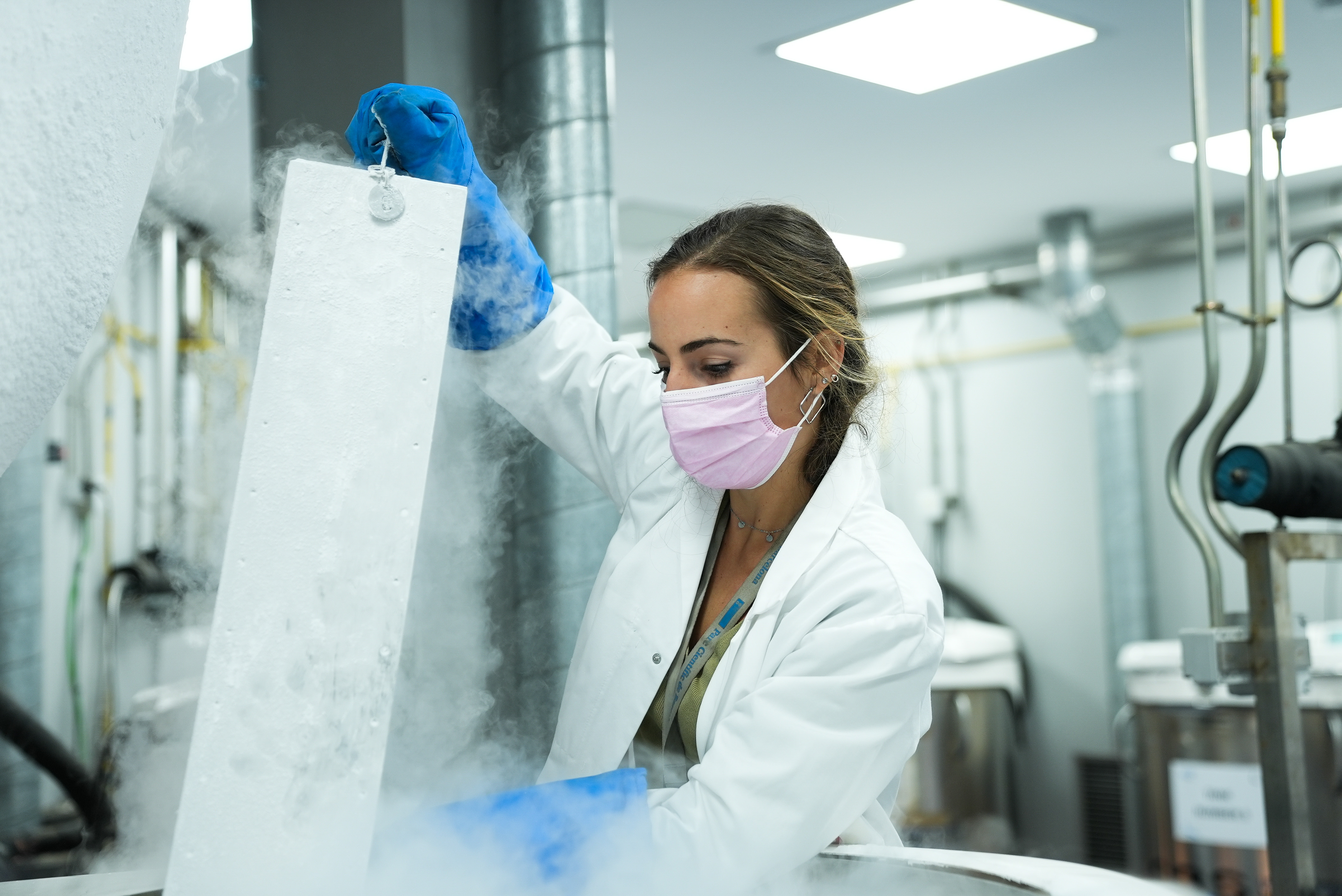 Tancs de nitrogen del CryoZoo a l'IBE. Crèdit: Fundació Zoo Barcelona